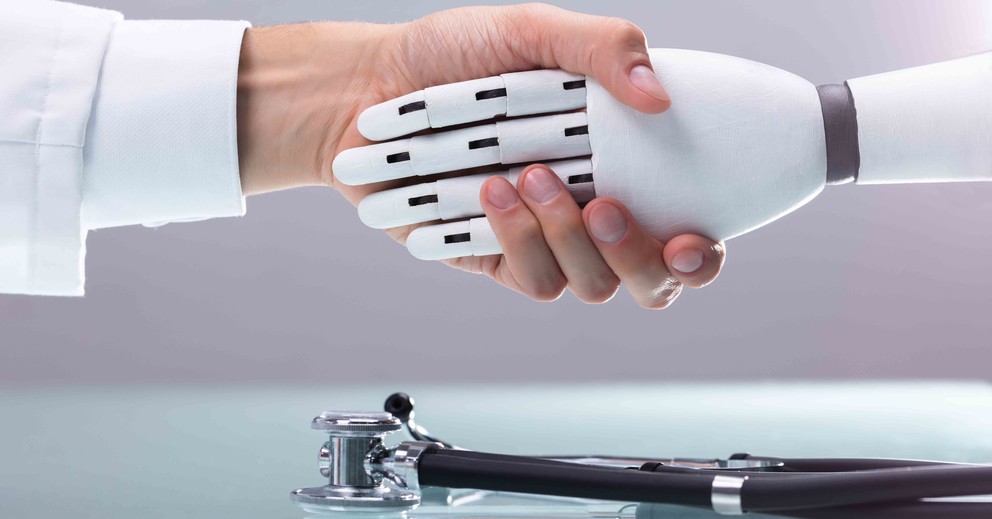 Künstliche Intelligenz: Wer behandelt Patienten in der Zukunft?
